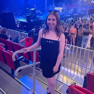 Meet your Posher, Katelyn